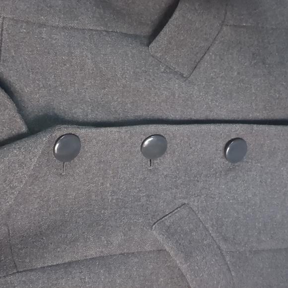 SANDRA AUGELAZZI* 100% wool 3/4 length satin lined 3 button front winter coat - Picture 7 of 14